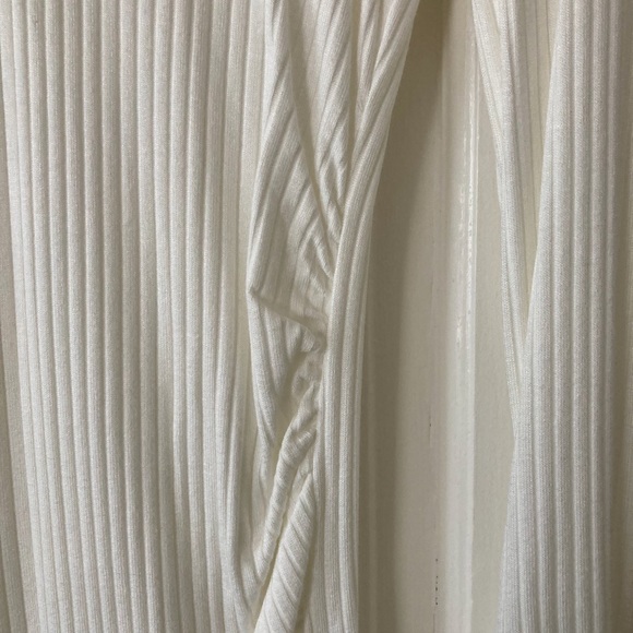 Good American ribbed long sleeve top - Picture 3 of 5